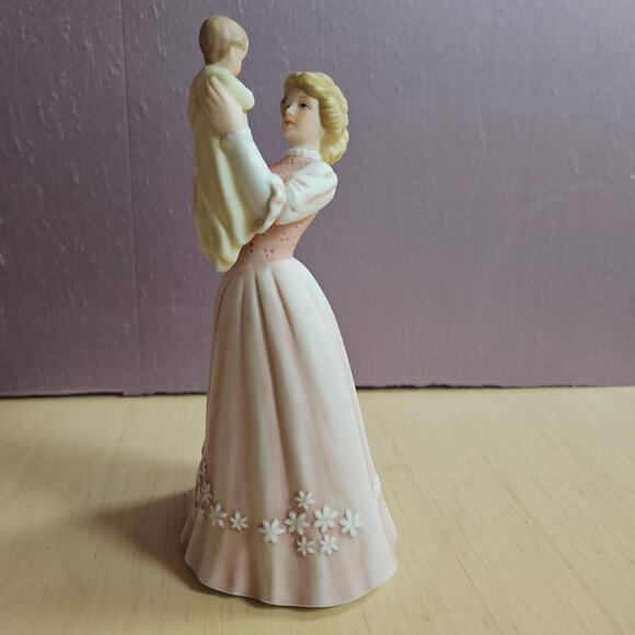 Vintage 1981 Enesco Treasured Memories Mother & Babe Porcelain Figurine E-7991 - Picture 2 of 7